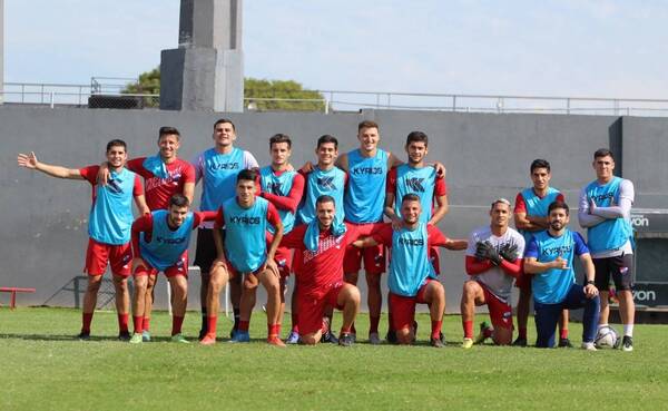 Crónica / Nacional llega afilado para enfrentar a Olimpia