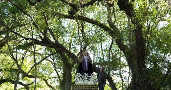 La Nación / Viernes de Dolores: culmina la Cuaresma y se recuerdan los siete dolores de María por la muerte de su hijo