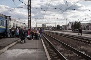 Ucrania: ataque contra estación de tren deja decenas de fallecidos y heridos | 1000 Noticias