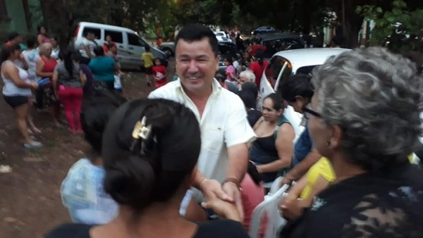 LÍDER DE NUEVA FUERZA COLORADA COMENZÓ A VISITAR BARRIOS DE CDE