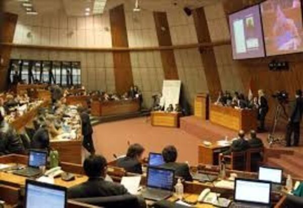 Disputas partidarias no permitieron por segunda vez tratar proyecto de combustibles en Diputados