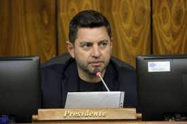 Disputas partidarias no permitieron por segunda vez tratar proyecto de combustibles en Diputados