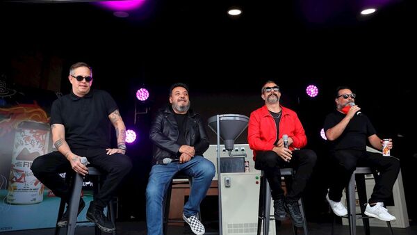 Molotov regresa a la crítica social con una canción sobre presidentes