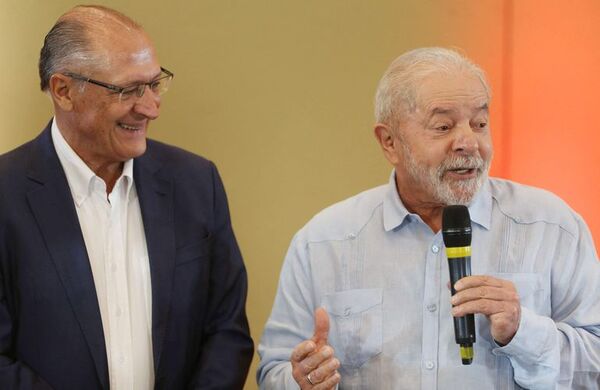 Primer acercamiento de Lula con su antiguo rival político - Mundo - ABC Color