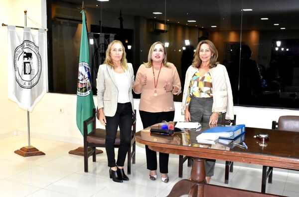 La nueva Presidenta de Damas Ganaderas es María Emilia Servín