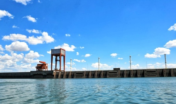 Pese a las lluvias, caudales afluentes a ITAIPU continúan por debajo del promedio mensual