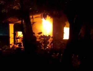 Crónica / Llegó ka'ure y quemó la casa de su tío ndajeko