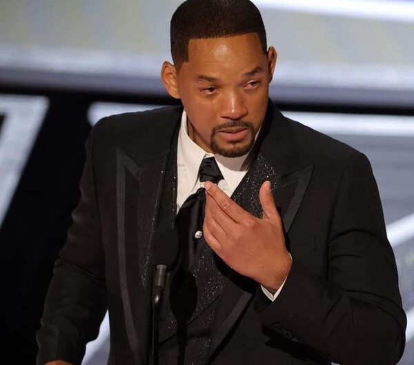 Will Smith expulsado de los Oscars