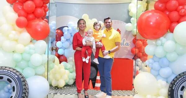 La Nación / Bautista, el hijo de Maga Páez, cumplió dos añitos