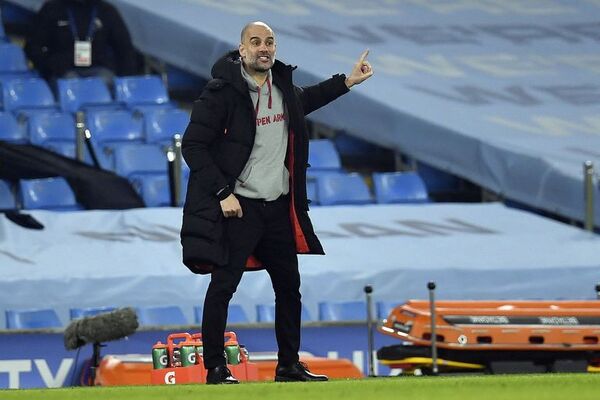 Guardiola y Klopp se envían elogios antes de su duelo del domingo - Fútbol - ABC Color