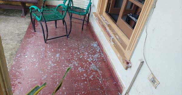 La Nación / A causa de menor detenido en la Comisaría 52 de Luque, familiares atacan a personal policial