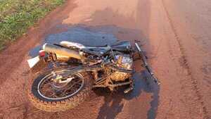 Diario HOY | Mujer fallece en Cruce Mbaracayú rumbo a su lugar de trabajo