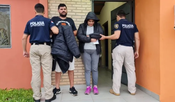 Una pareja acusada de extorsión fue capturada en San Lorenzo