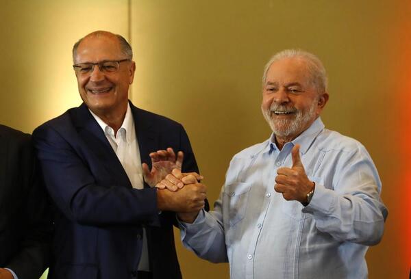 Lula elige a un exadversario como compañero de fórmula | 1000 Noticias