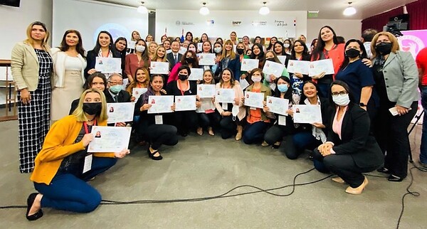 Con la ayuda de Taiwán, 43 mujeres acceden al mercado laboral como flamantes profesionales en la pequeña empresa – La Mira Digital