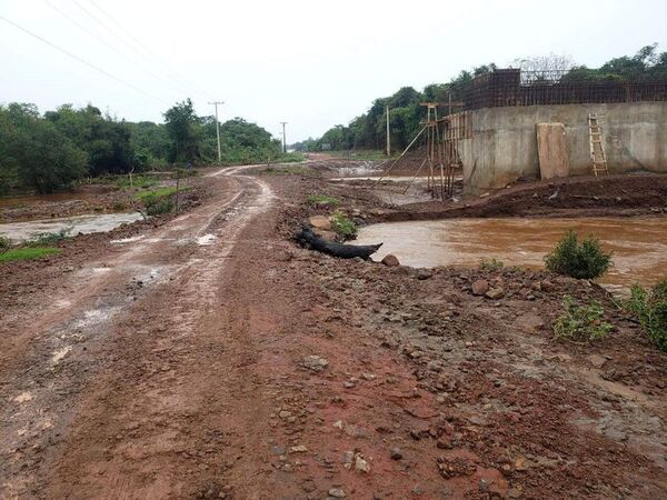 Pobladores de Abai exigen apurar construcción de puentes - Nacionales - ABC Color