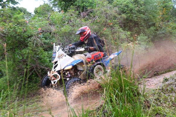 Los mejores reinan en una carrera brillante en Paraguarí