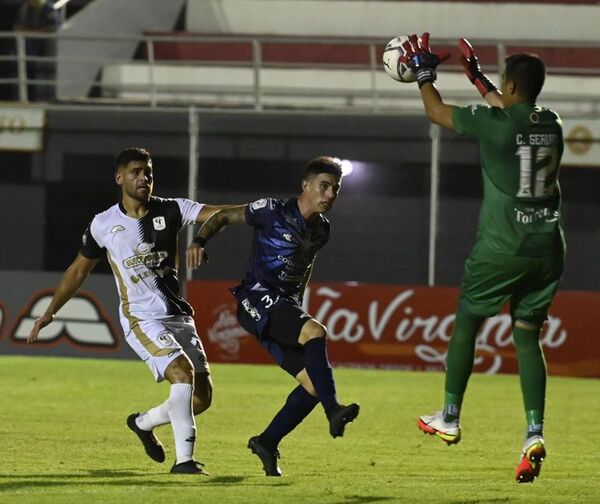 Tacuary vs. Guaireña FC: victoria visitante en deslucido partido - Fútbol - ABC Color