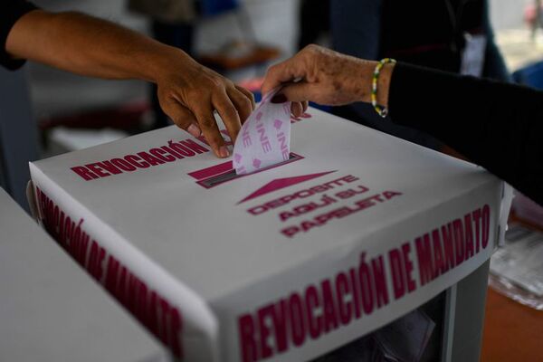 López Obrador gana consulta de revocación pero con reducida participación - Mundo - ABC Color