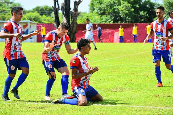 Pastoreo golea en su visita a Itá, en la División Intermedia - Fútbol - ABC Color