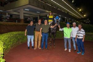 Ocho El Nero se alza con el Handicap Semana Santa del turf - Polideportivo - ABC Color