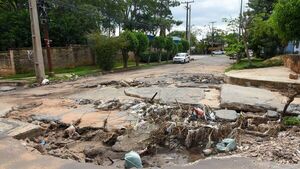 Por exponer a ciudadanos a  peligrosos baches buscan demandar a comunas