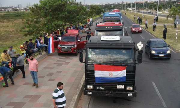 Camioneros amenazan con cerrar rutas en Semana Santa - OviedoPress