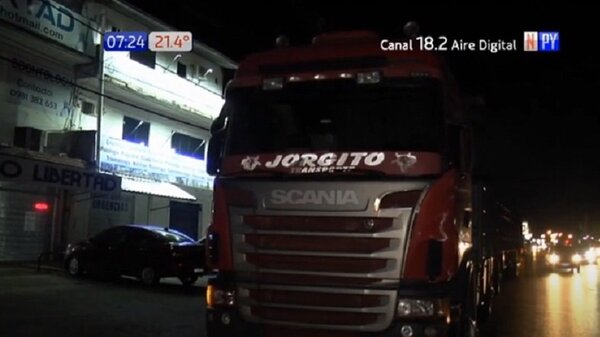 Vendedor muere tras ser chocado por camión y arrollado por camioneta | Noticias Paraguay