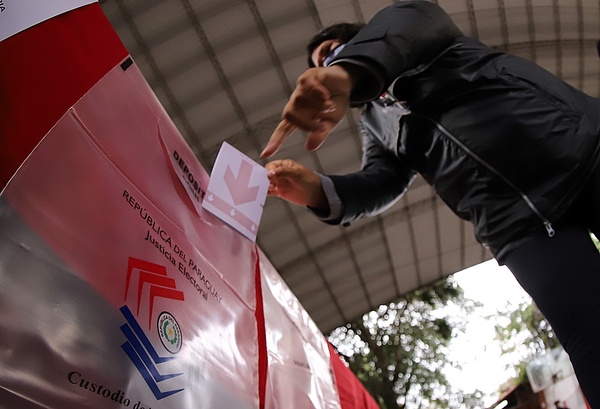 PARAGUAYOS EN EL EXTERIOR AGUARDAN APROBACIÓN DE DIPUTADOS PARA LA INSCRIPCIÓN AUTOMÁTICA EN EL RCP - Itapúa Noticias