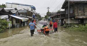 La Nación / Deslizamientos de tierra e inundaciones en Filipinas dejan al menos 24 muertos