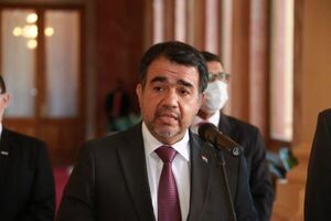 Equipo económico solicita prorrogar tratamiento de ley de estabilización de combustibles