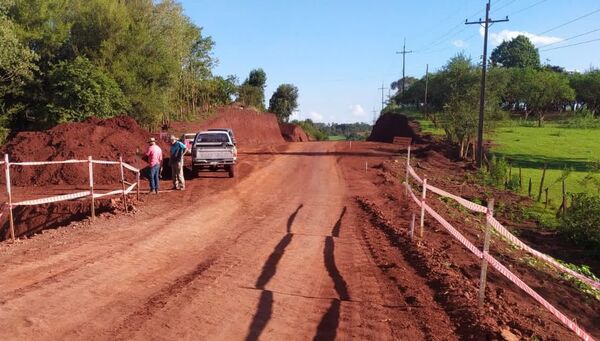 Corredor de Exportación: sigue mejoramiento de accesos a distritos de Carlos Antonio López y Mayor Otaño - La Clave