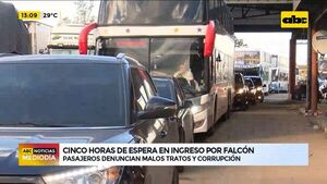 Puerto Falcón: Pésima atención a quienes desean ingresar a Paraguay - ABC Noticias - ABC Color