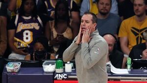 Los Lakers despiden a Vogel: "Gracias, coach"
