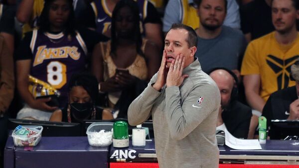 Los Lakers despiden a Vogel: "Gracias, coach"