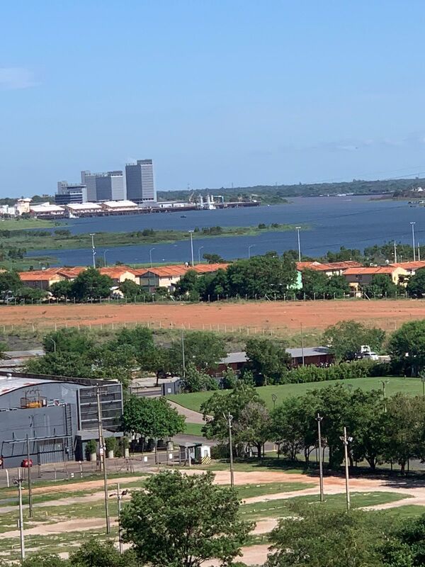 Polémica construcción de una universidad en el Parque Guasú - El Independiente