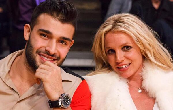 Britney Spears confirmó que está embarazada de Sam Asghari