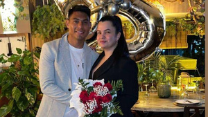 Crónica / ¡Mirá cómo le festejó Arza su cumple a su amorcito!