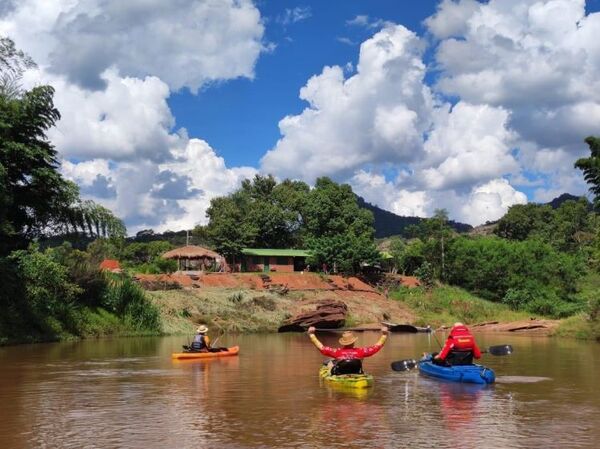Realizaron jornada de cuidado ambiental en el Río Aquidabán