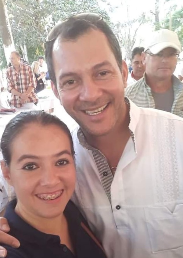 SUBE FOTOS SIN COMPLEJOS COMPLETAMENTE DESNUDA - La Voz del Norte