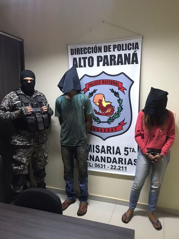 Policías atrapan a pareja acusada de vaciar un colegio en Hernandarias - La Clave