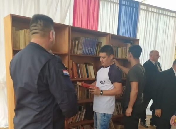 Habilitan biblioteca en penitenciaría regional de Misiones