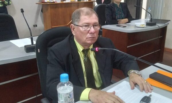 Morel asume como concejal departamental