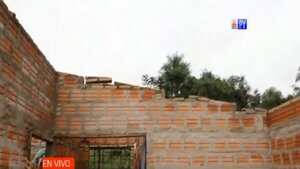 Tormenta dejó sin nada a una familia en Areguá - PARAGUAYPE.COM
