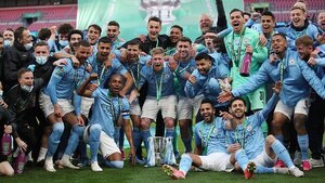 Una estrella del Manchester City anuncia que dejará el club y sorprende a Guardiola