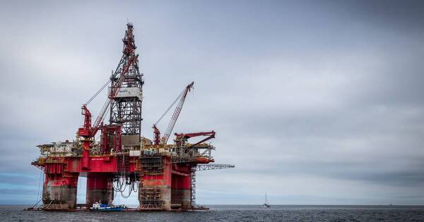 La Nación / Precio internacional del petróleo sigue a la baja, de mantenerse podría trasladarse a Paraguay