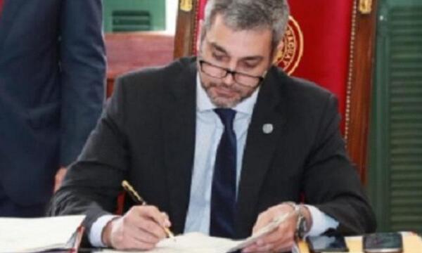 Mario Abdo Benítez promulga ley que elimina el subsidio a combustibles – Prensa 5