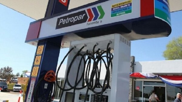 Promulgan Ley que elimina el subsidio a los combustibles de Petropar | Noticias Paraguay