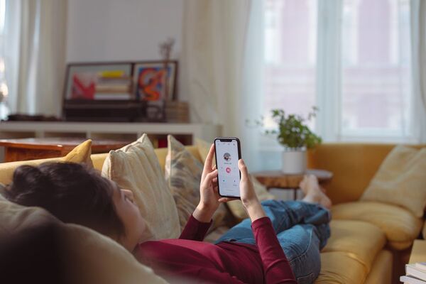 Groundhogging: una tendencia repetitiva en las apps de citas
