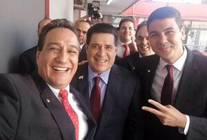 Un liberal asumiría Gobernación de Central tras orden de arresto de Hugo Javier  - Nacionales - ABC Color
